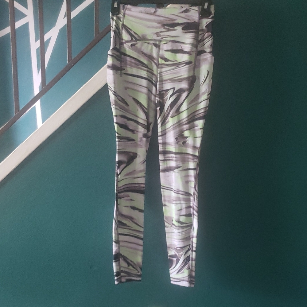 Lululemon Athletica Black & White With Green Tye Dye Leggings